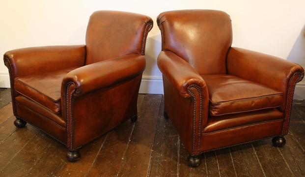 Club Chair Antique Leather Pair